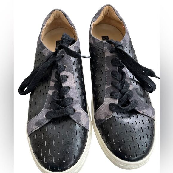 G.I.L.I Adalie Fashion Sneakers with perforation and camouflage, size 9 - Picture 7 of 10